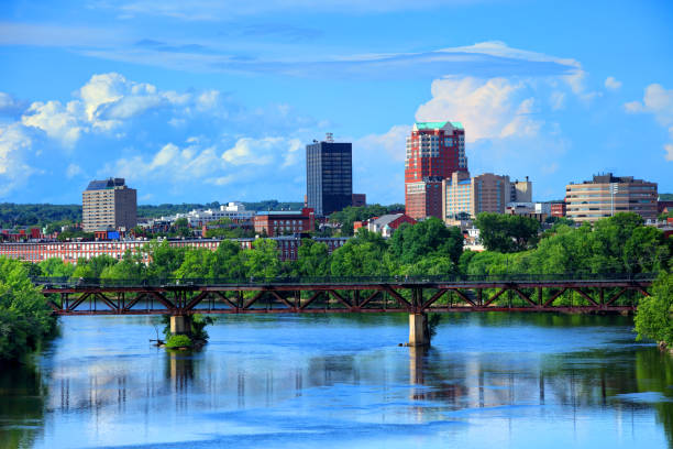 South Manchester NH Neighborhoods | Buyer's Local Guide header image.