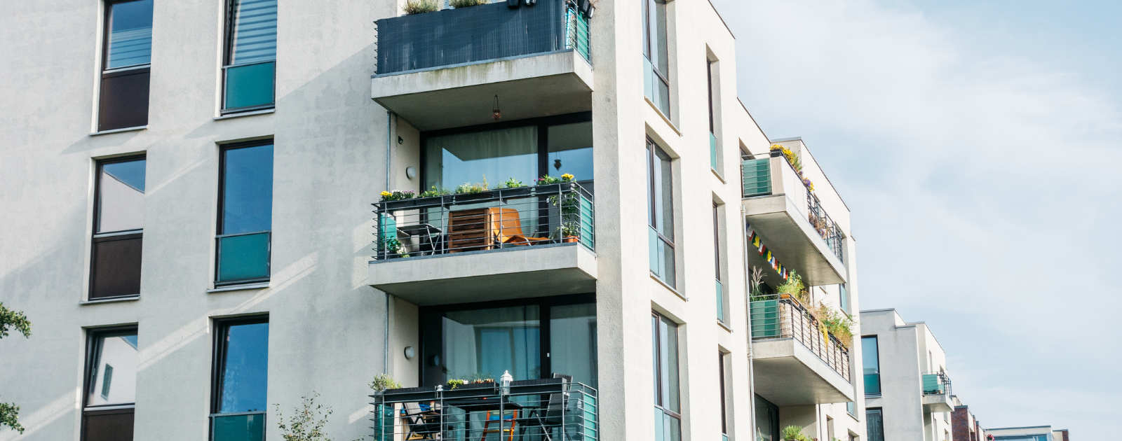 Buying A Home In Your 20's header image.