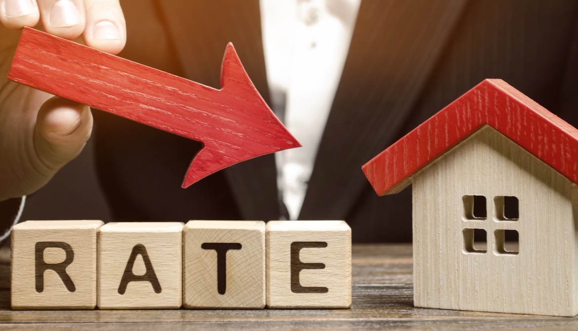 Latest mortgage news: Rates Keep Falling header image.