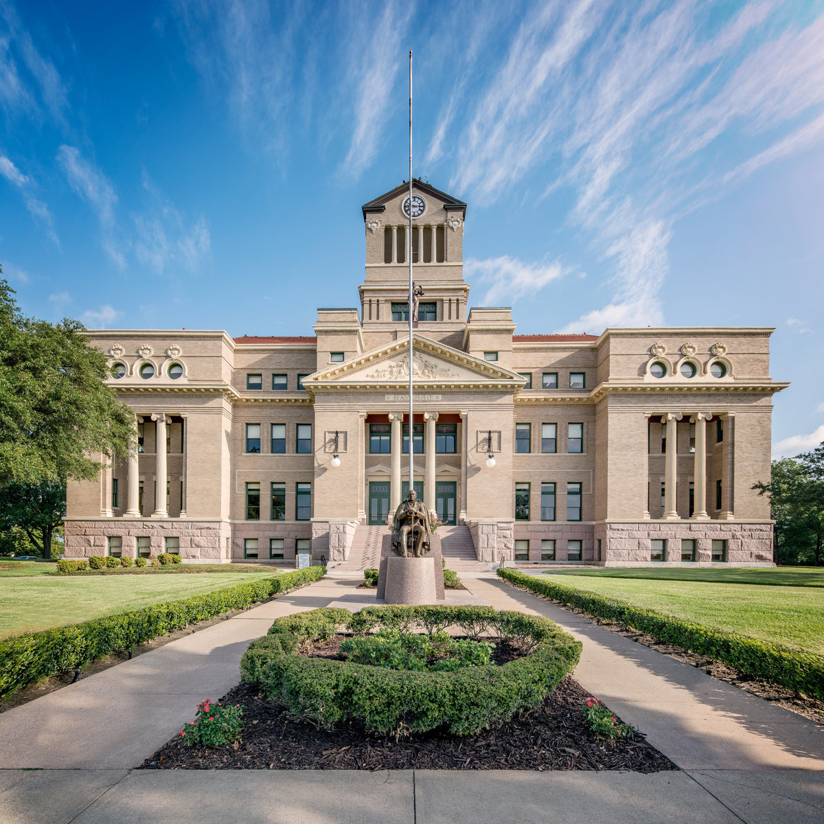 10 Things You Probably Didn’t Know About Corsicana, Texas header image.