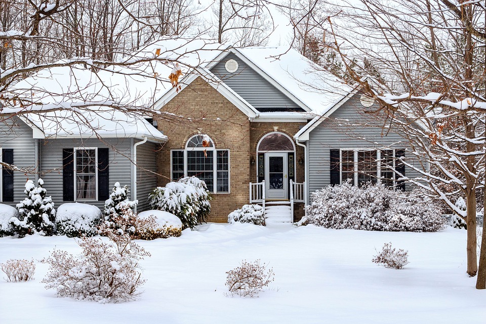 How to Prepare Your Home for a Winter Storm and Cold Weather header image.