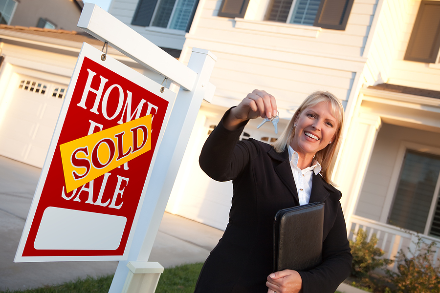 Why You Need a Real Estate Agent: What They Really Do Behind the Scenes header image.