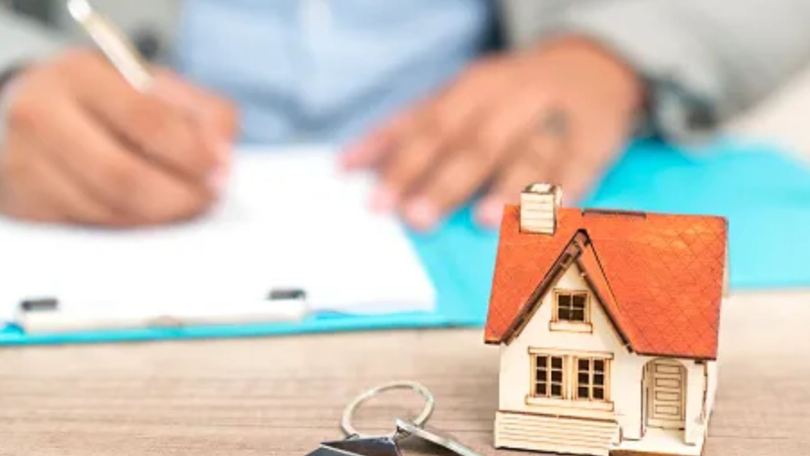 Mortgage rates dipping. Will lower rates spur more homebuyers? header image.