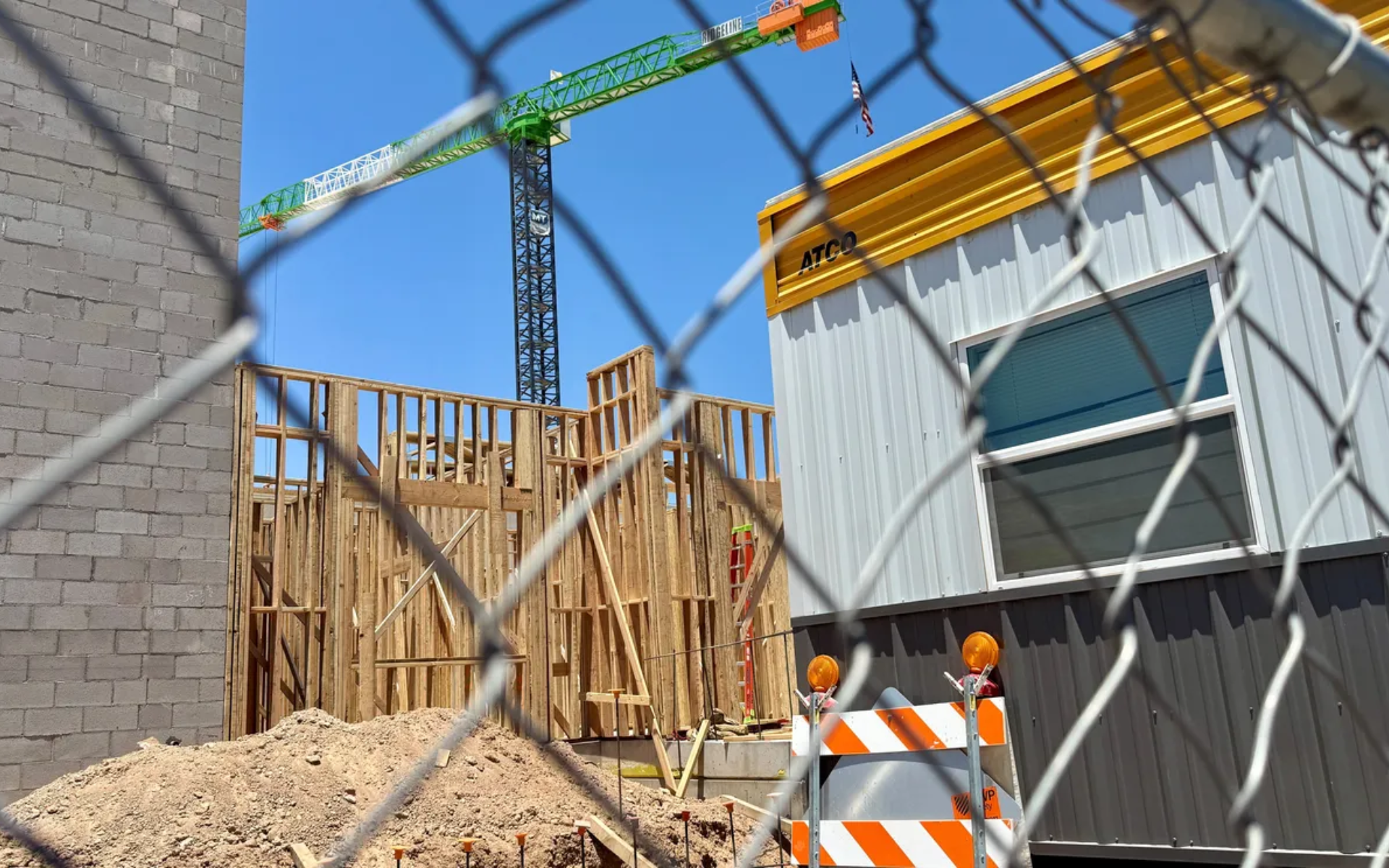 What's being built near the former Paradise Valley Mall? header image.