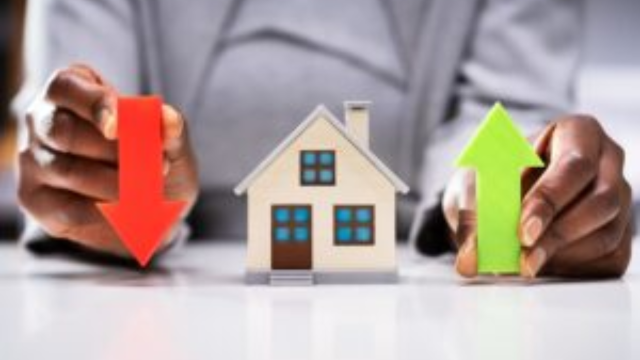 Home Inventory Hits 5-Year High as Price Cuts Surge header image.