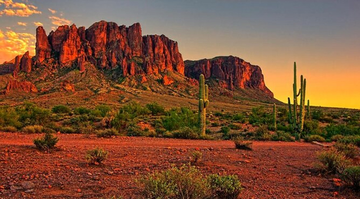 The Superstition Mountains: Unveiling the Mysteries and Beauty of Central Arizona header image.