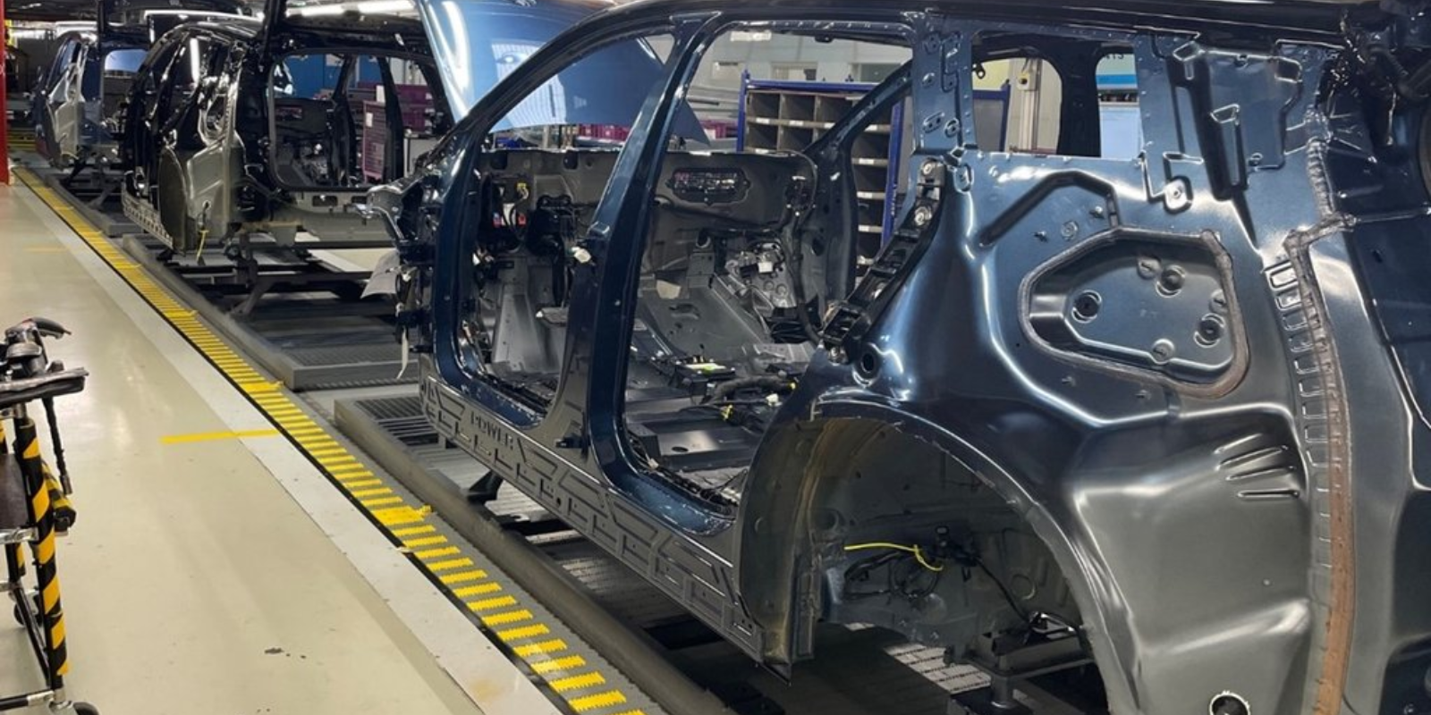 Magna's new Mesa automotive facility could create hundreds of jobs header image.