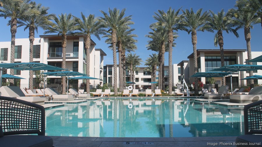 $2B Ritz-Carlton Paradise Valley developer files for bankruptcy header image.