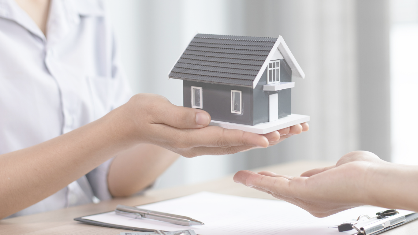 Metro Phoenix home sellers are pushing back against buyers 'drunk with power' header image.