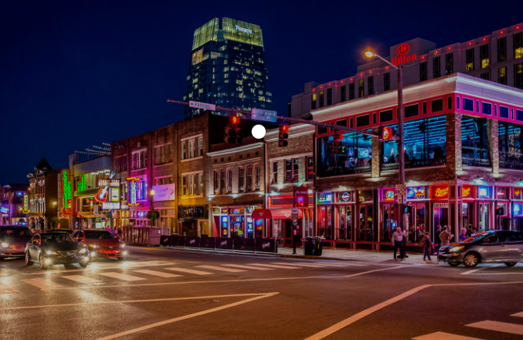Five reasons to move to Manchester Tennessee header image.