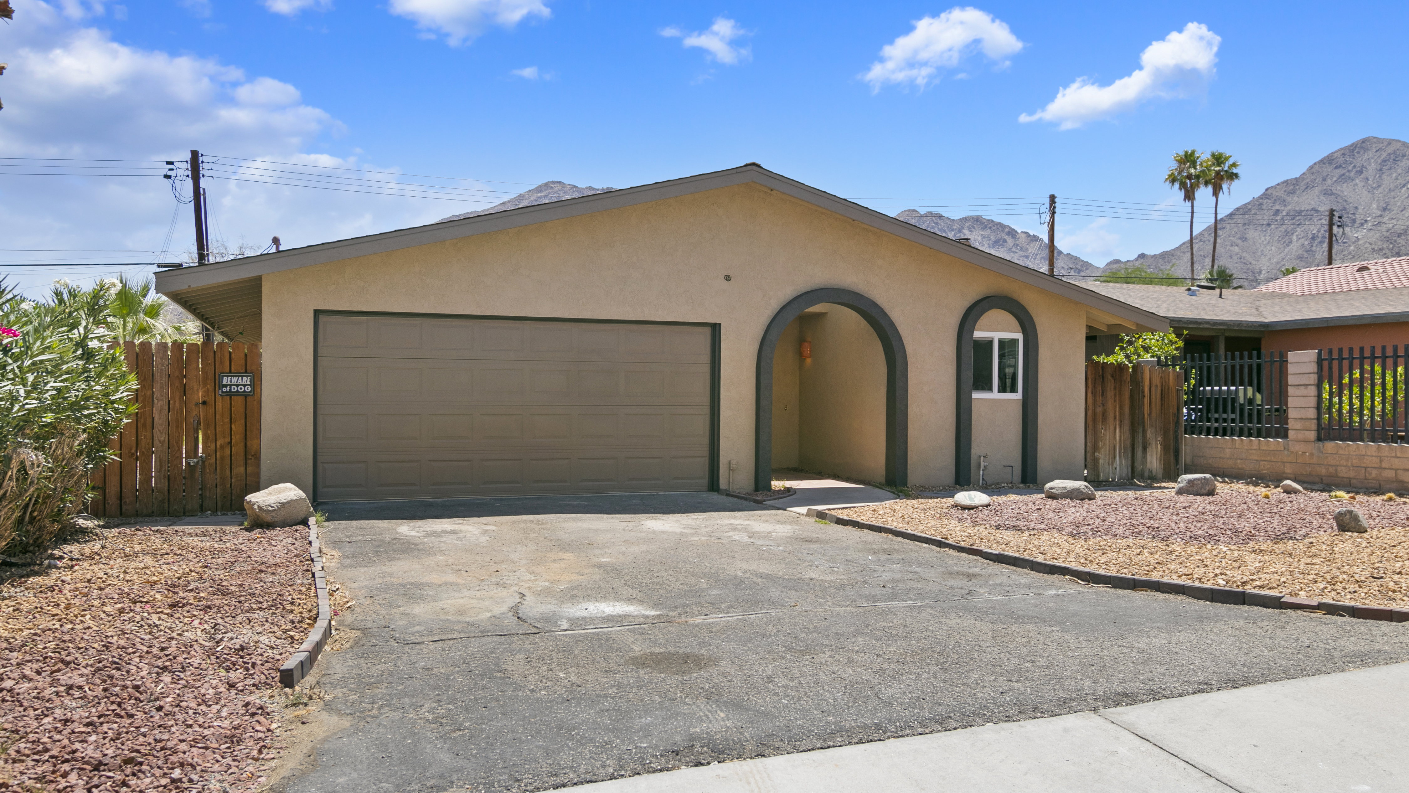 53140 Avenida Herrera, La Quinta, CA 92253 header image.