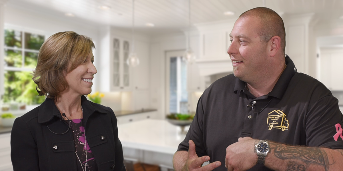 Pack it Yourself or Hire a Moving Company? header image.