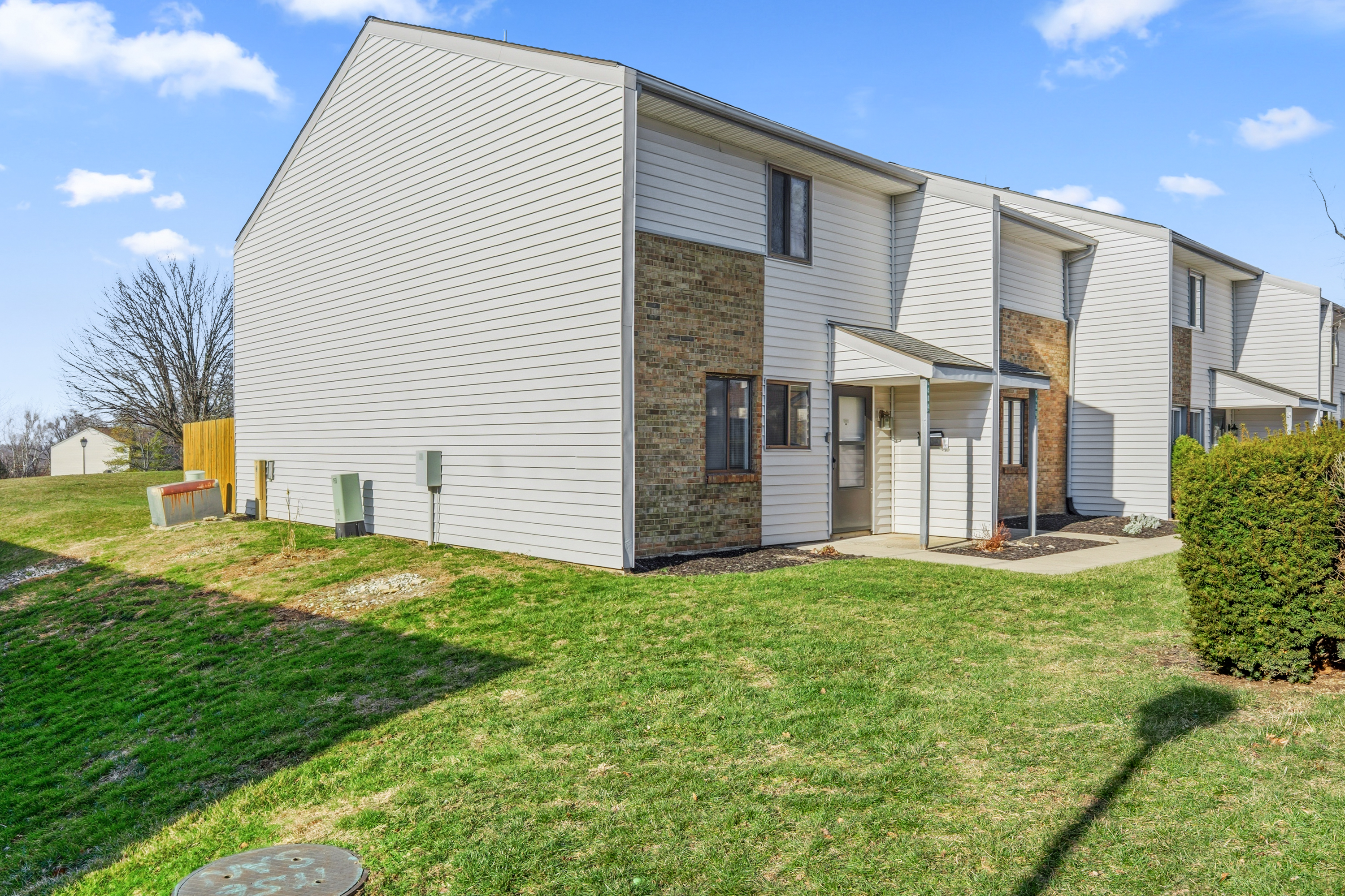 1980 Kitty Hawk Dr in Xenia, Ohio,