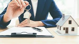 🌟 Selling Your Home in a Cooling Market: 5 Proven Strategies That Still Work header image.