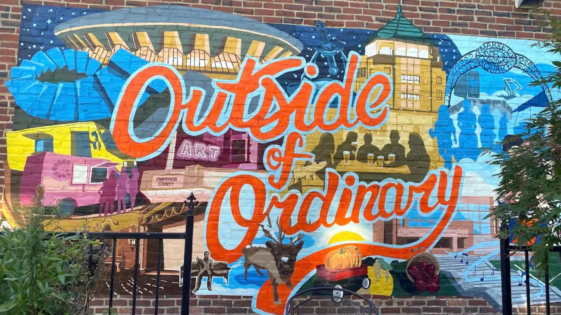 Outside of Ordinary Mural, Artist: David Michael Moore, Champaign, IL
