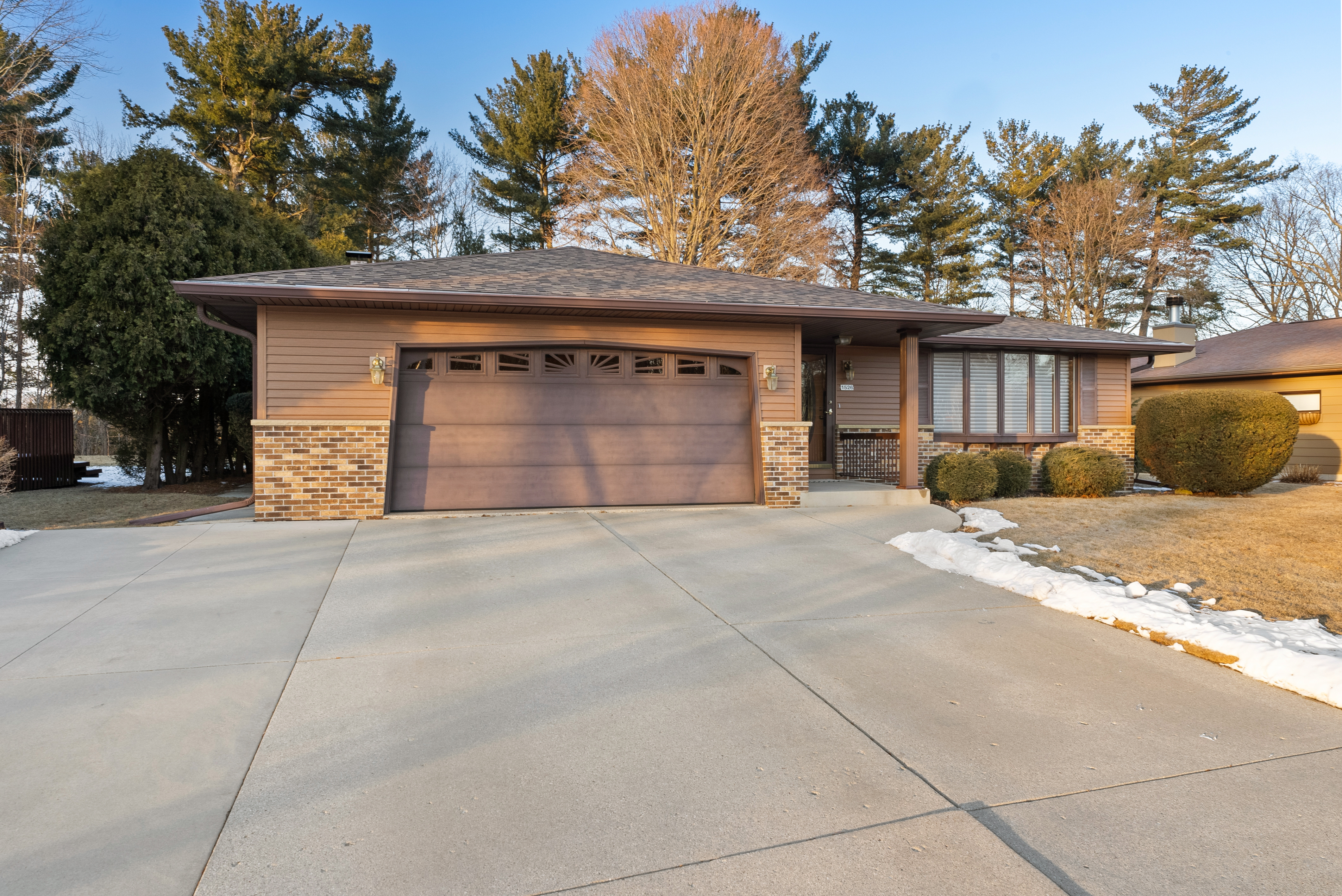 image of a sold house