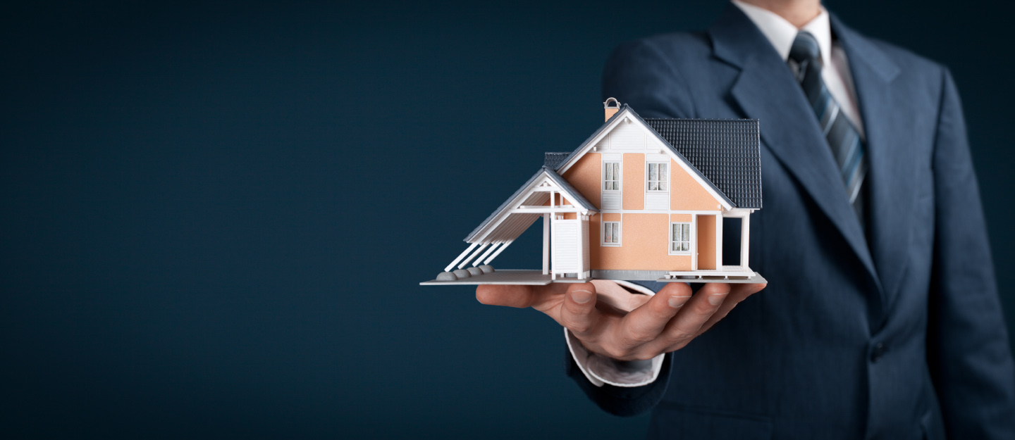 The Benefits of Working with a Real Estate Agent Team: Why Professional Help Matters header image.