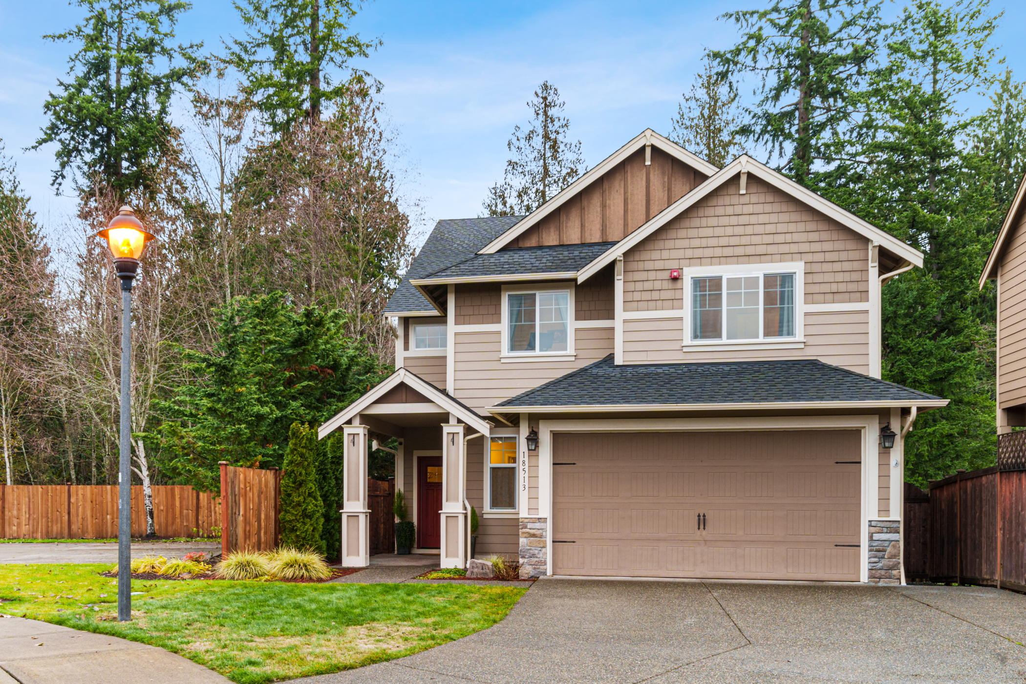 Home on Quiet Cul De Sac in Bonney Lake header image.