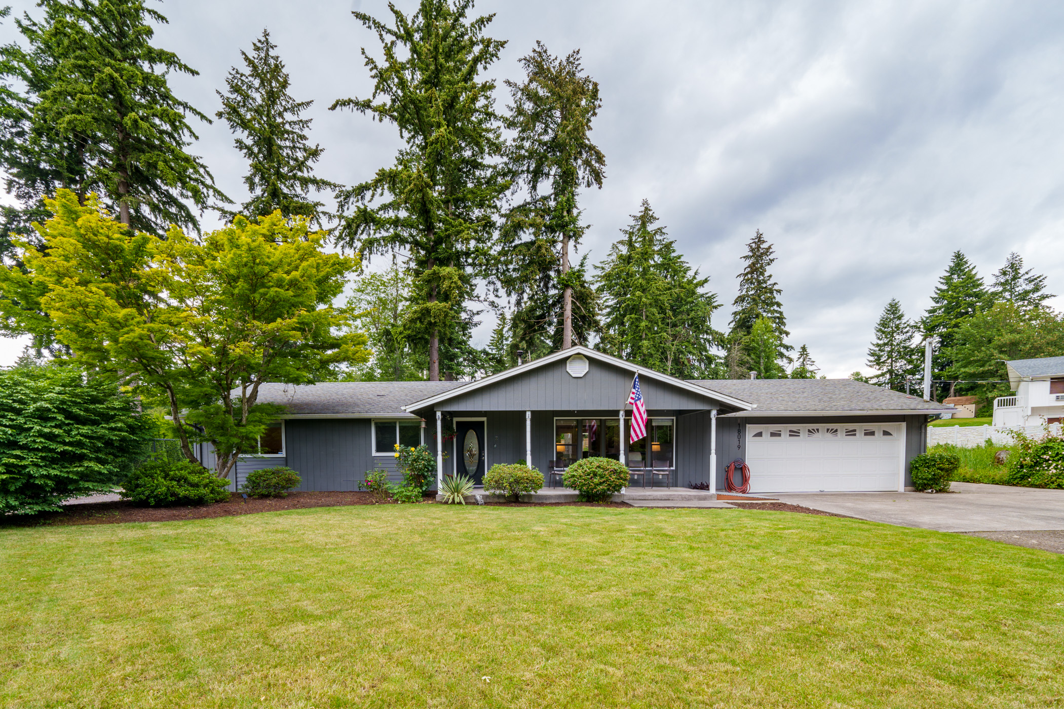 Livin' the lake life! header image.