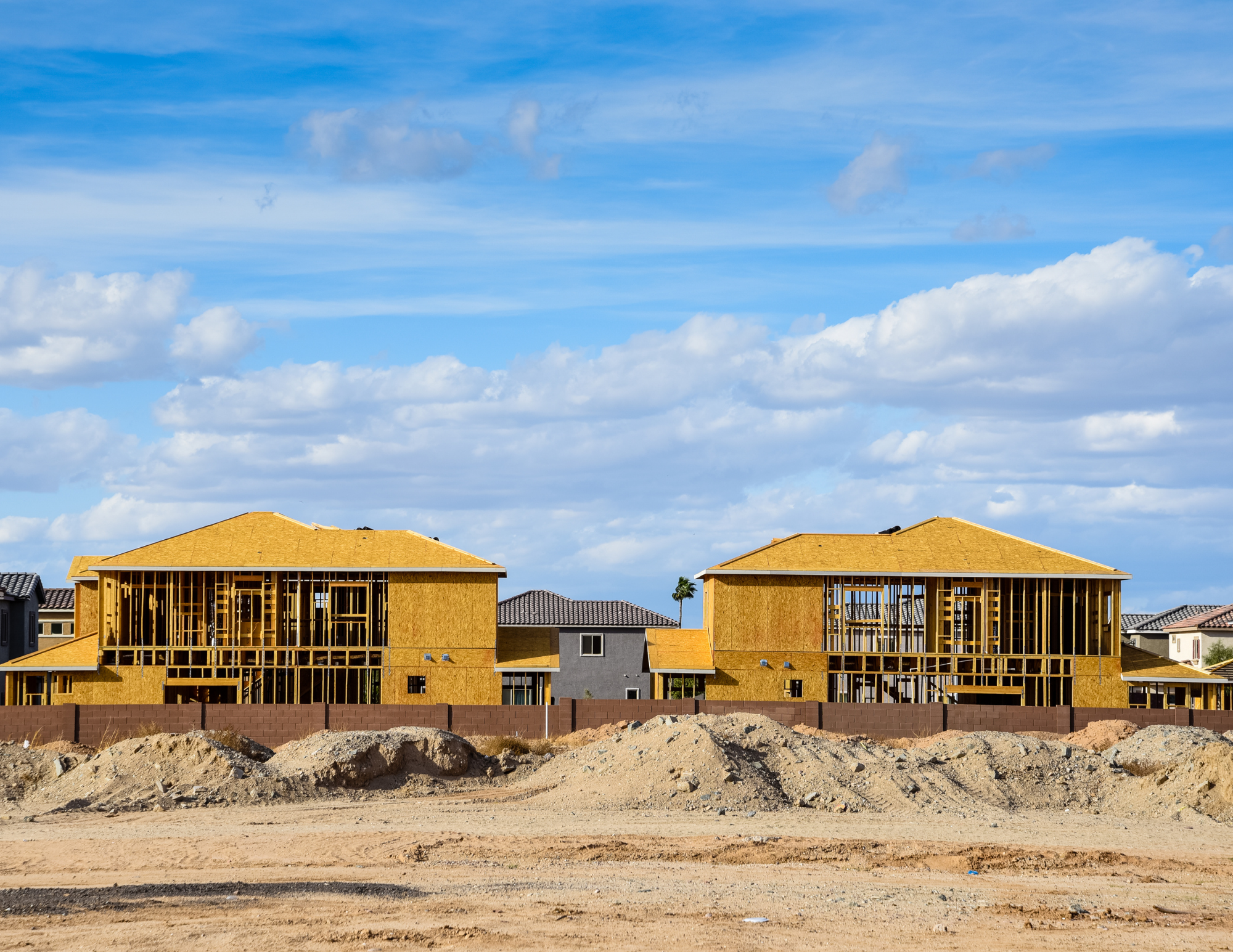 What You Need To Know if You’re Thinking About Building a Home header image.