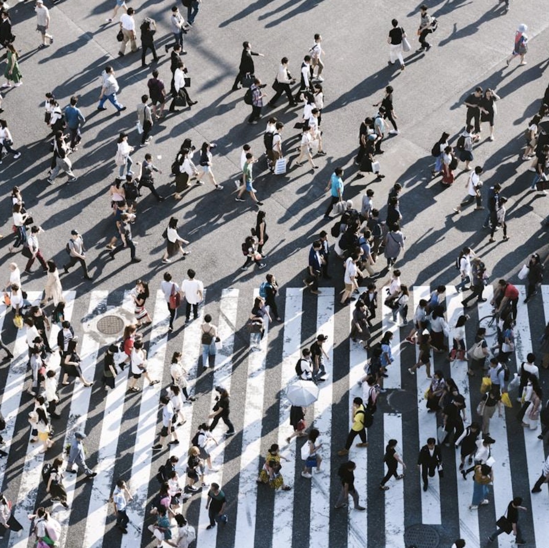 Ever Wondered Why there are SO many Realtors Running around the World? header image.