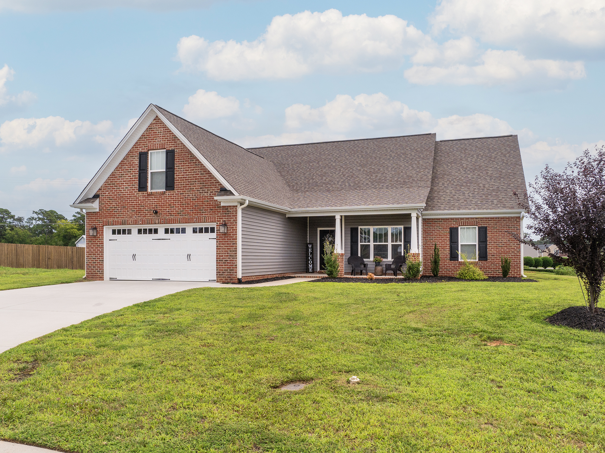 2125 Kaney Drive header image.