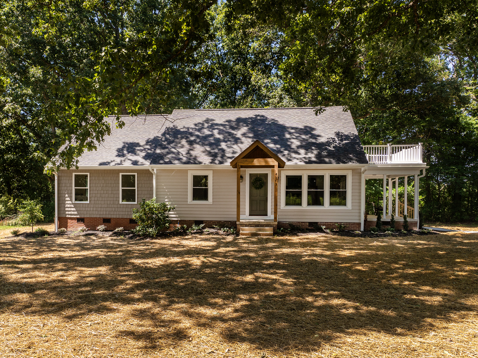 8375 Sylvan Road header image.