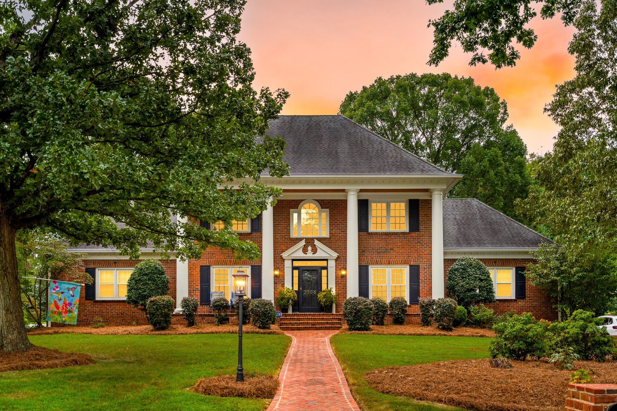 2306 Hickory Avenue header image.