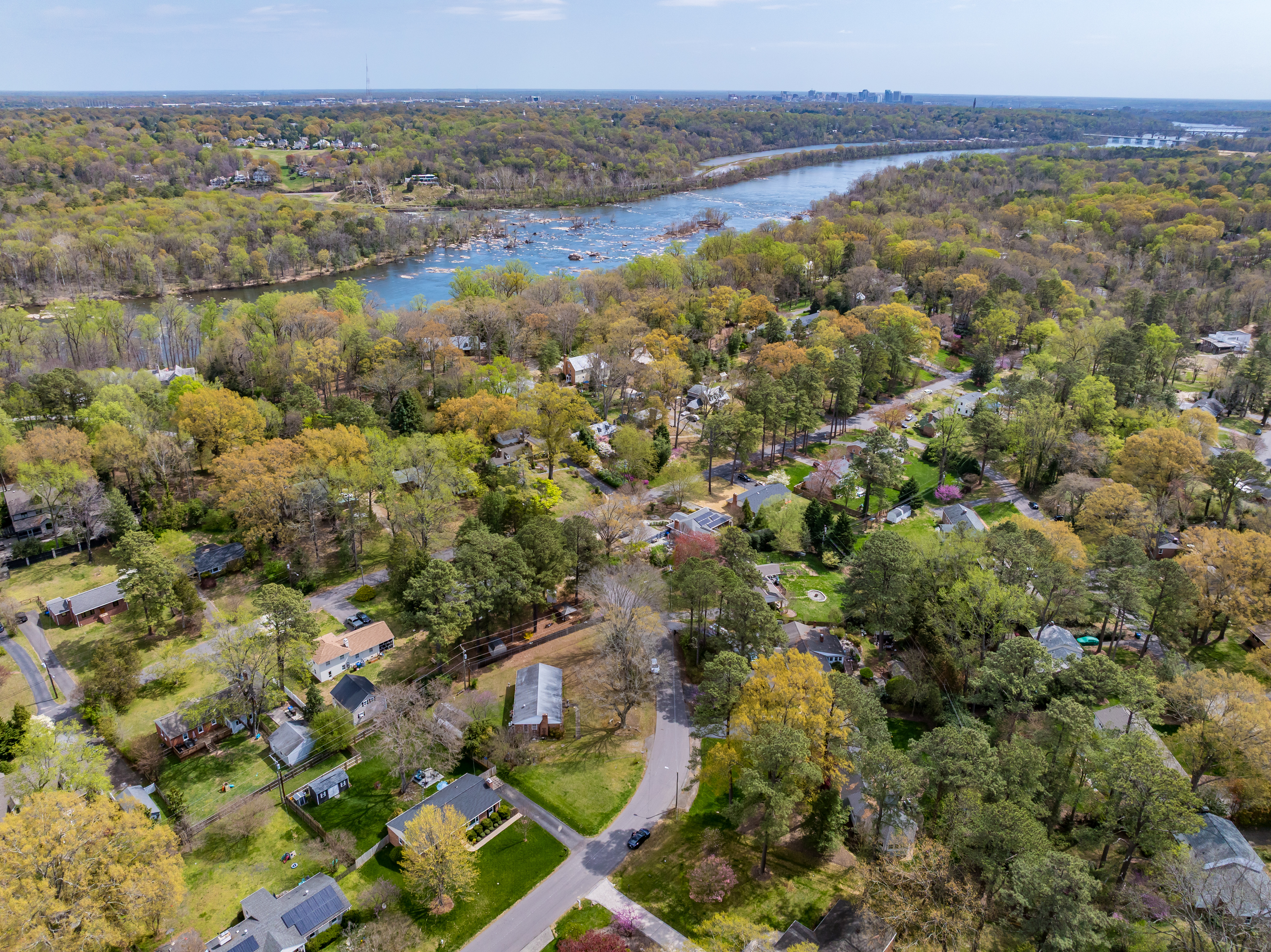 Could You Split Your Lot in Richmond? Here's What Homeowners Need to Know header image.
