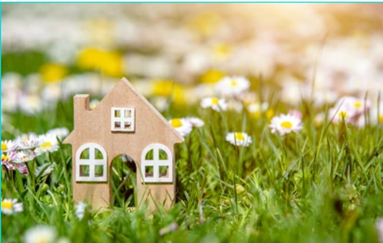 On the Fence about Moving this Spring? header image.