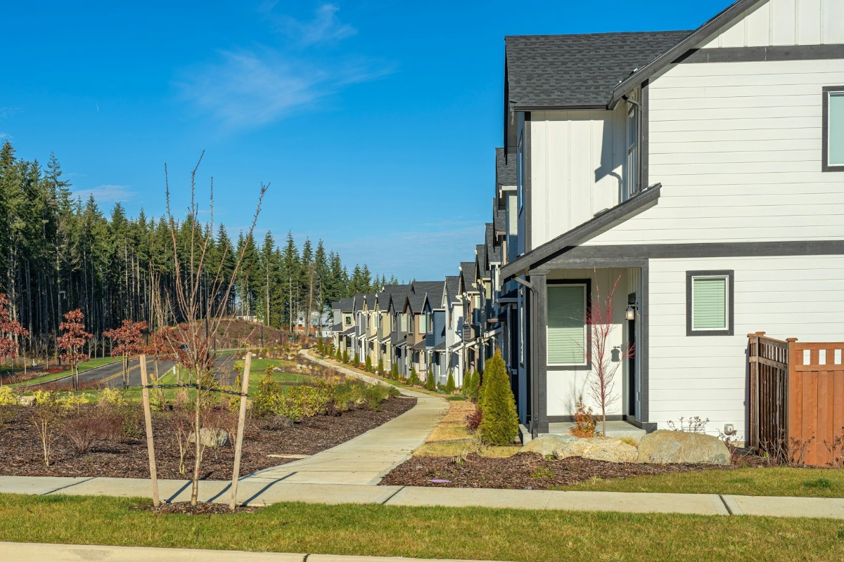 Renting vs. Buying in Vancouver: What’s Smarter? header image.