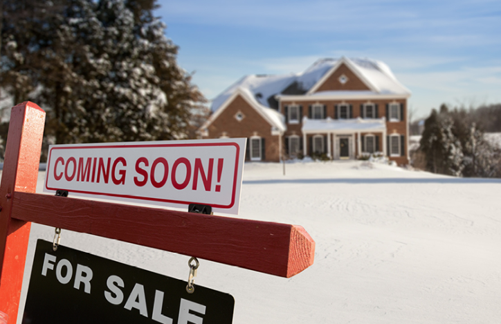 Advantages and Tips for Selling Your Home in Winter header image.