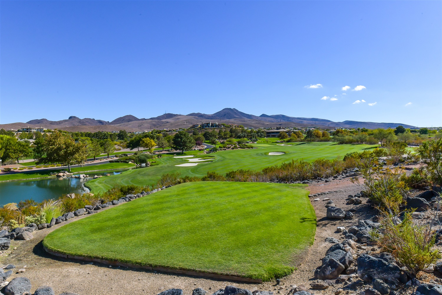 What makes Henderson a family-friendly community? header image.