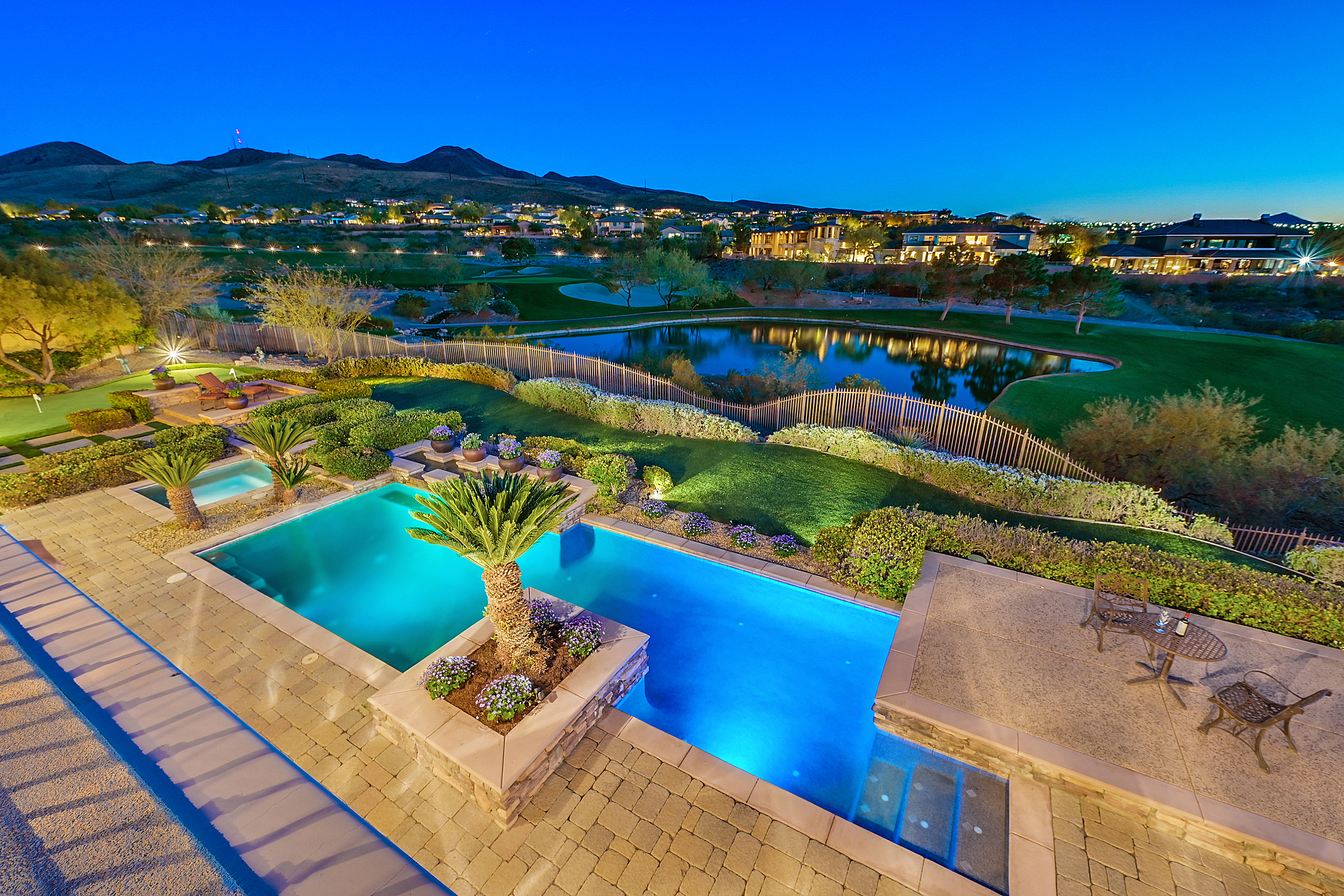 5 Tips To Selling Your Home header image.