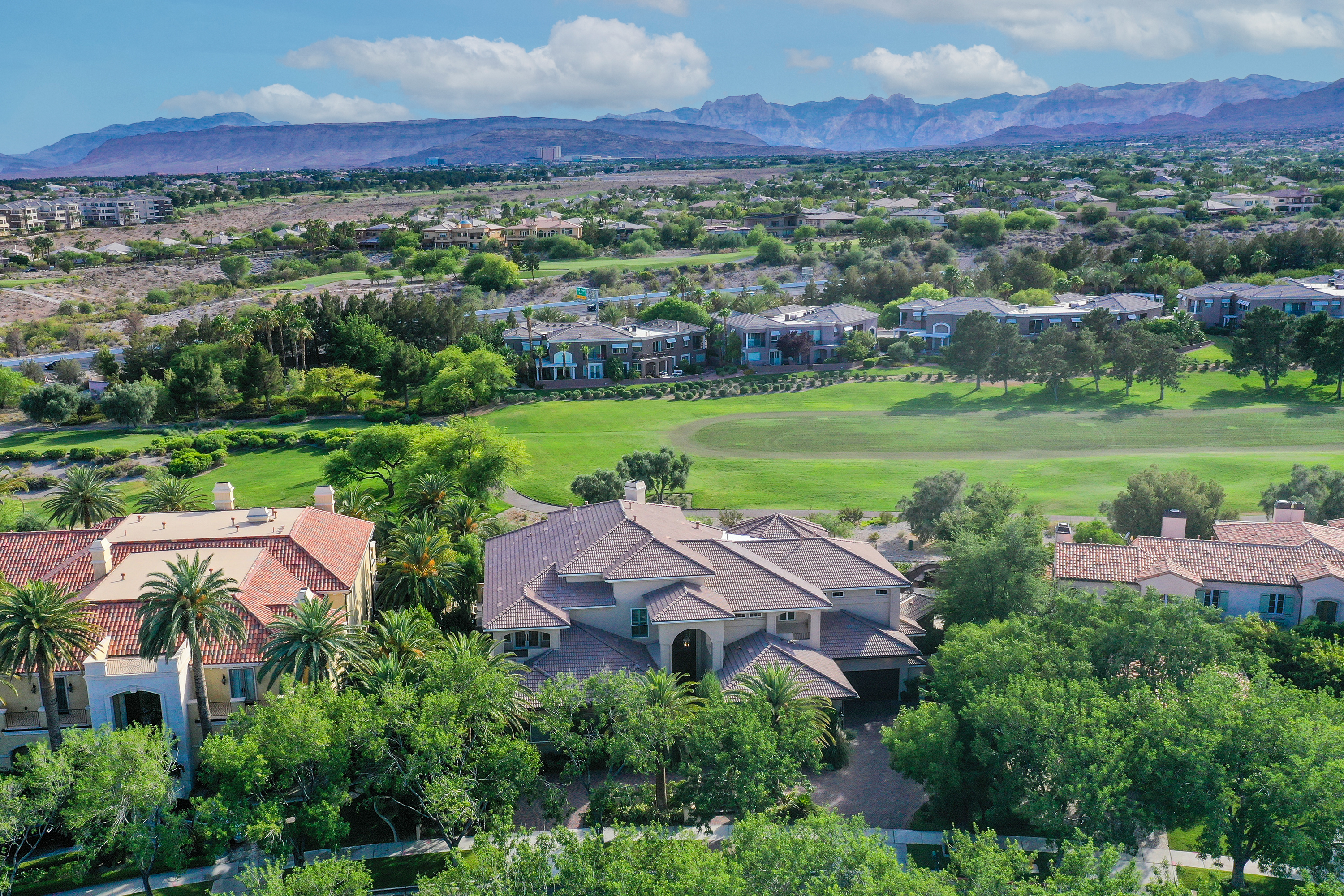 5 Reasons to Love TPC Golf Course in Tournament Hills header image.