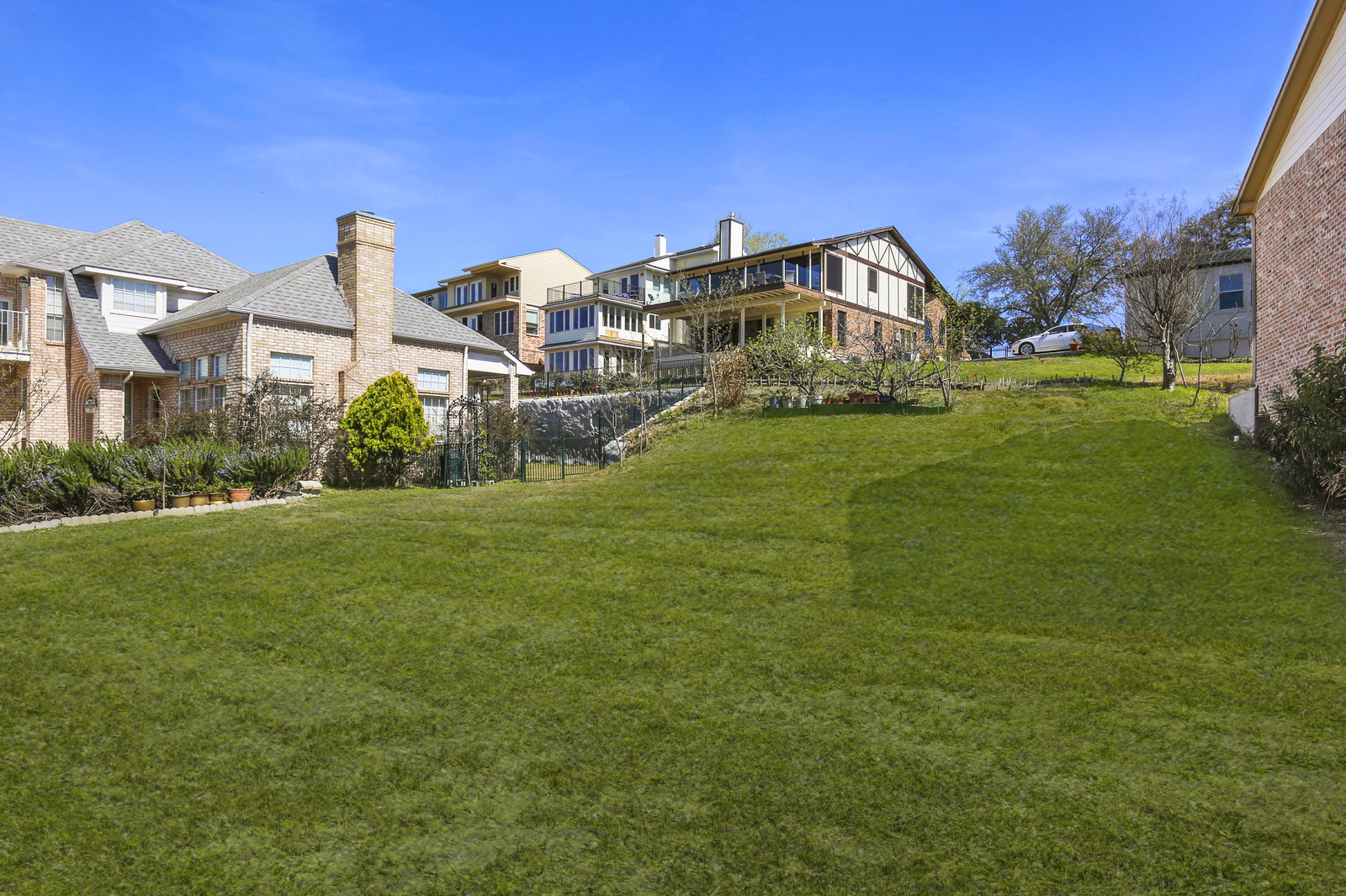 *JUST LISTED* 625 Courageous Drive, Rockwall, TX 75032 (LOT) header image.