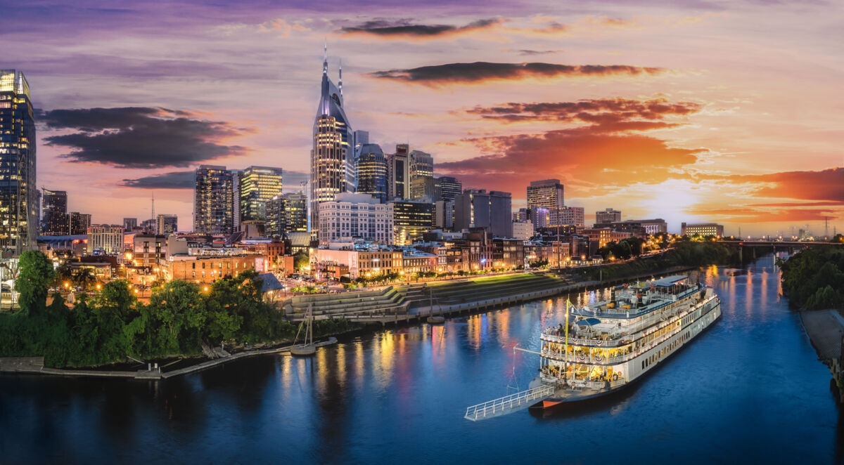 What It Means to Be a Nashville Transplant (And Why We Totally Support It) header image.