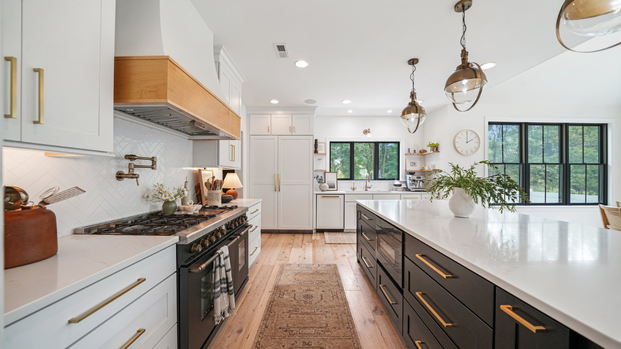 Cooking in Style: Coolest Kitchens Trends in 2024! header image.