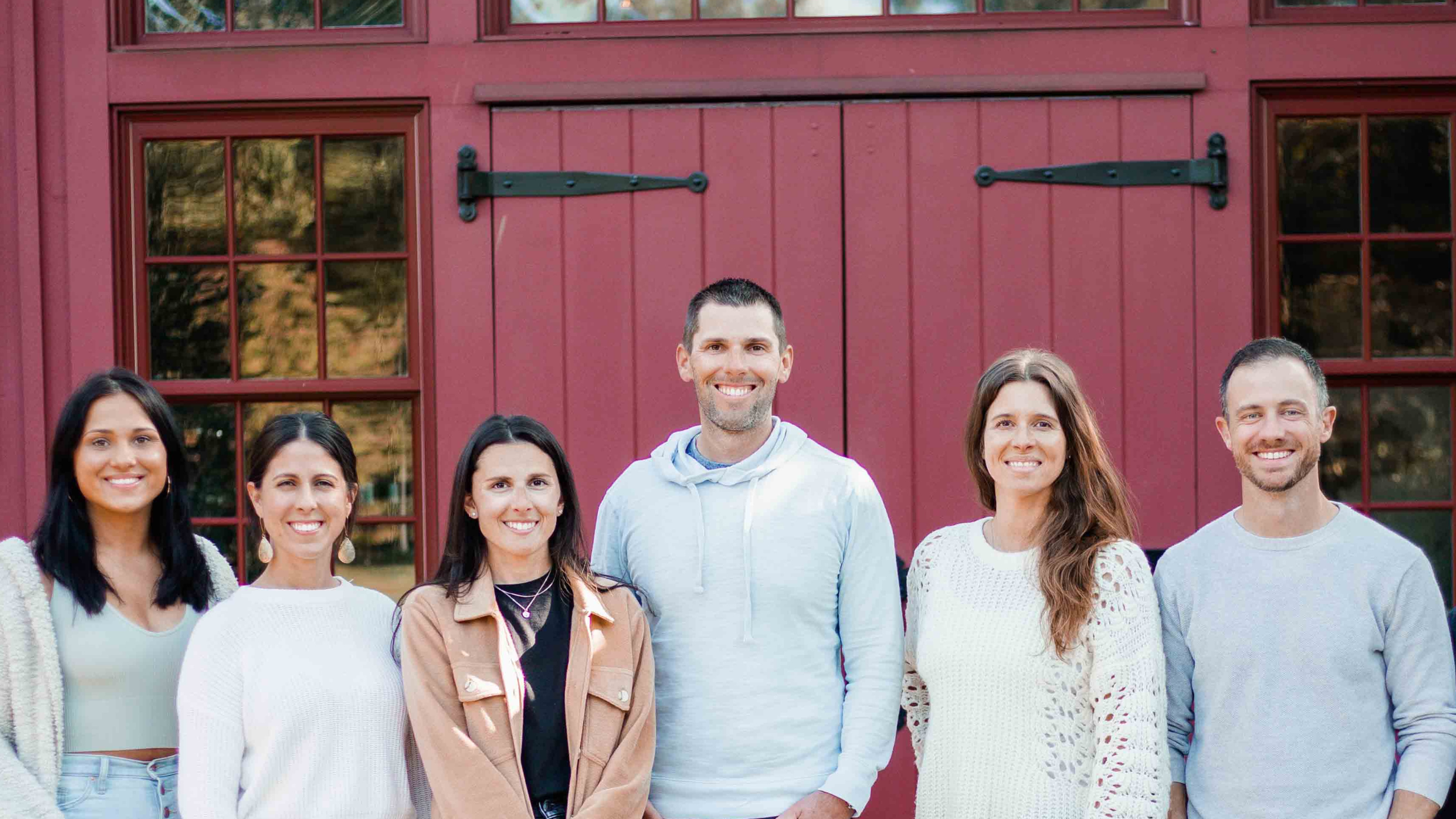 GET TO KNOW THE MOORE MAGUIRE TEAM! header image.