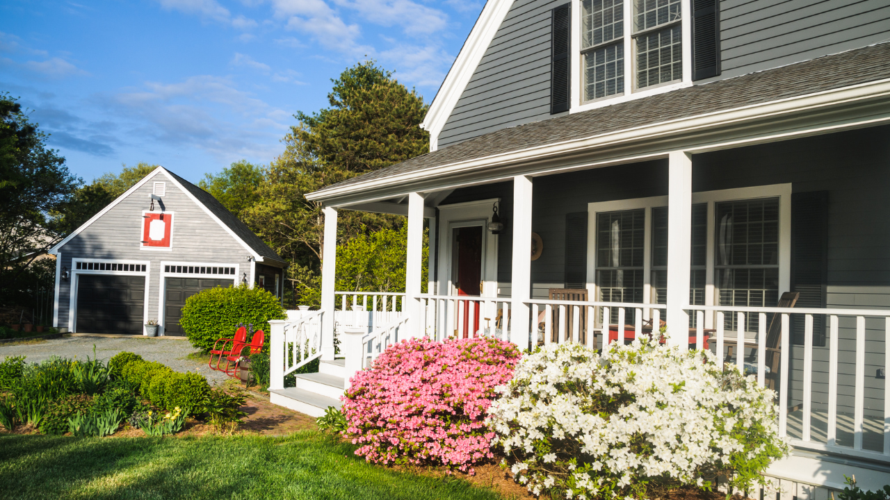 op 5 Reasons to List Your Home in May in The Greater Philadelphia Area header image.