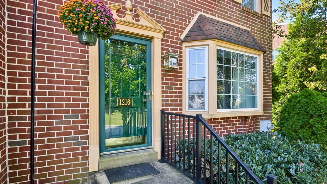 Understanding the Home Inspection Process: What Buyers Need to Know header image.