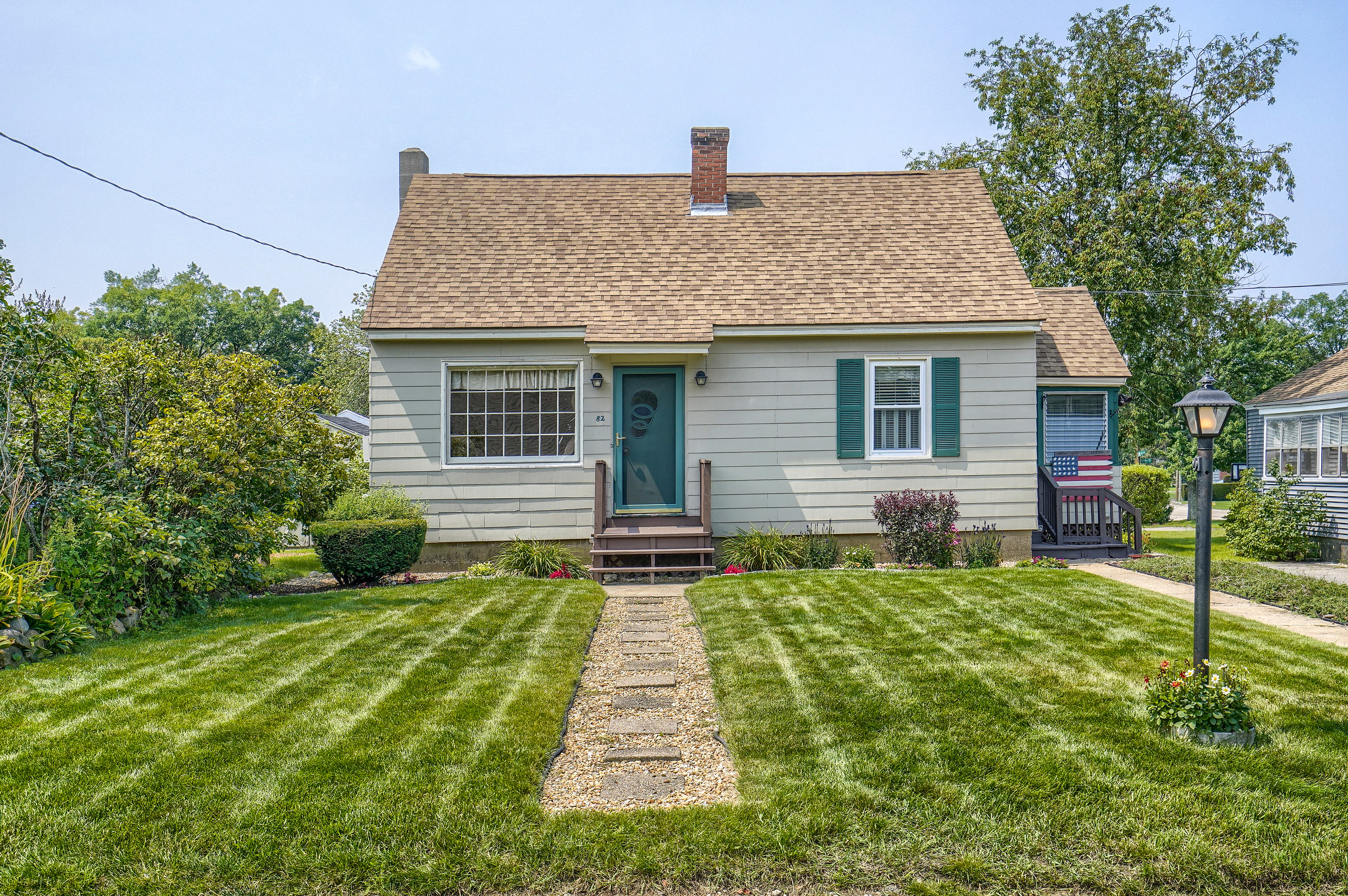 New Listing! 82 Fremont St, Manchester, NH header image.