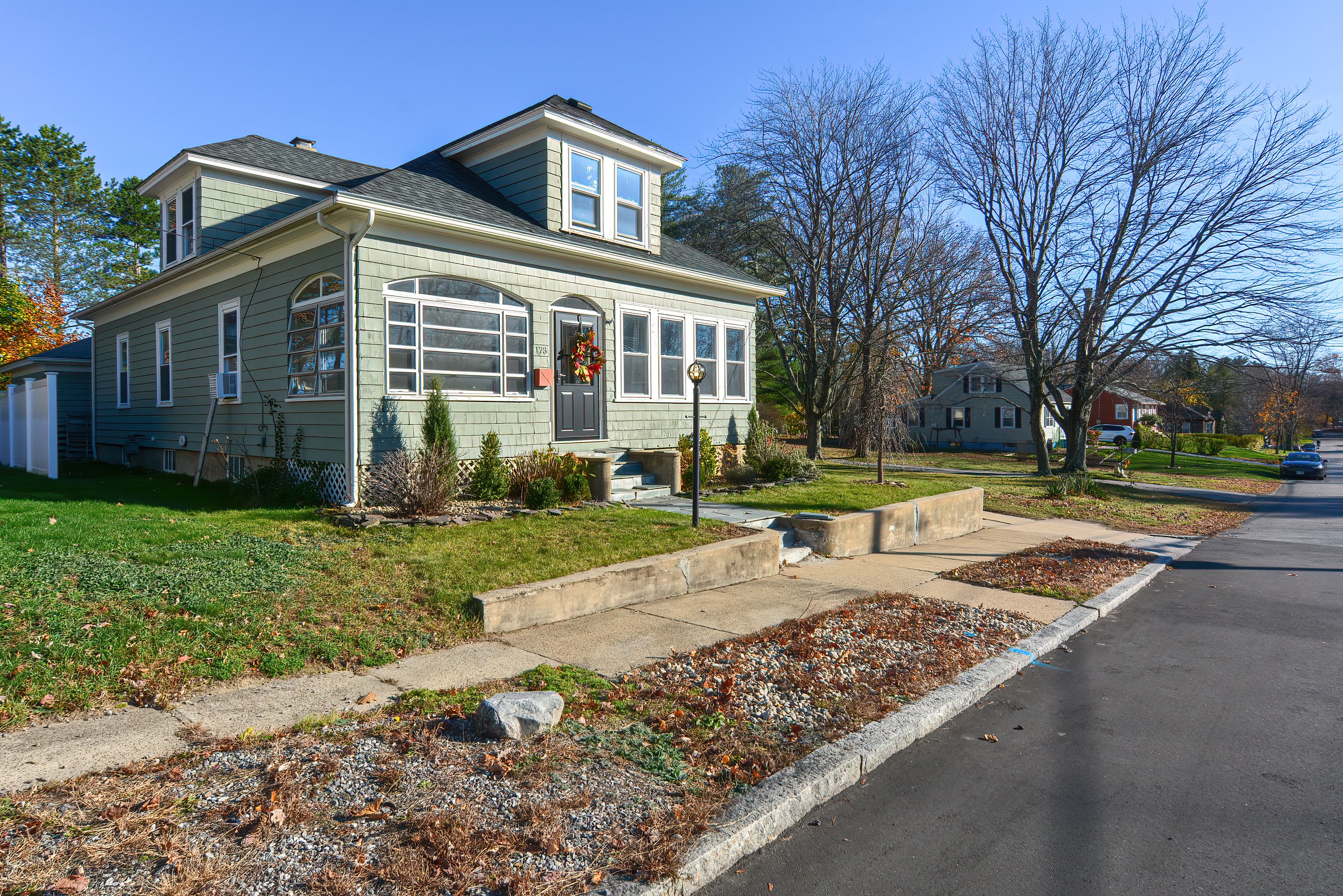 Just Listed in Manchester! header image.