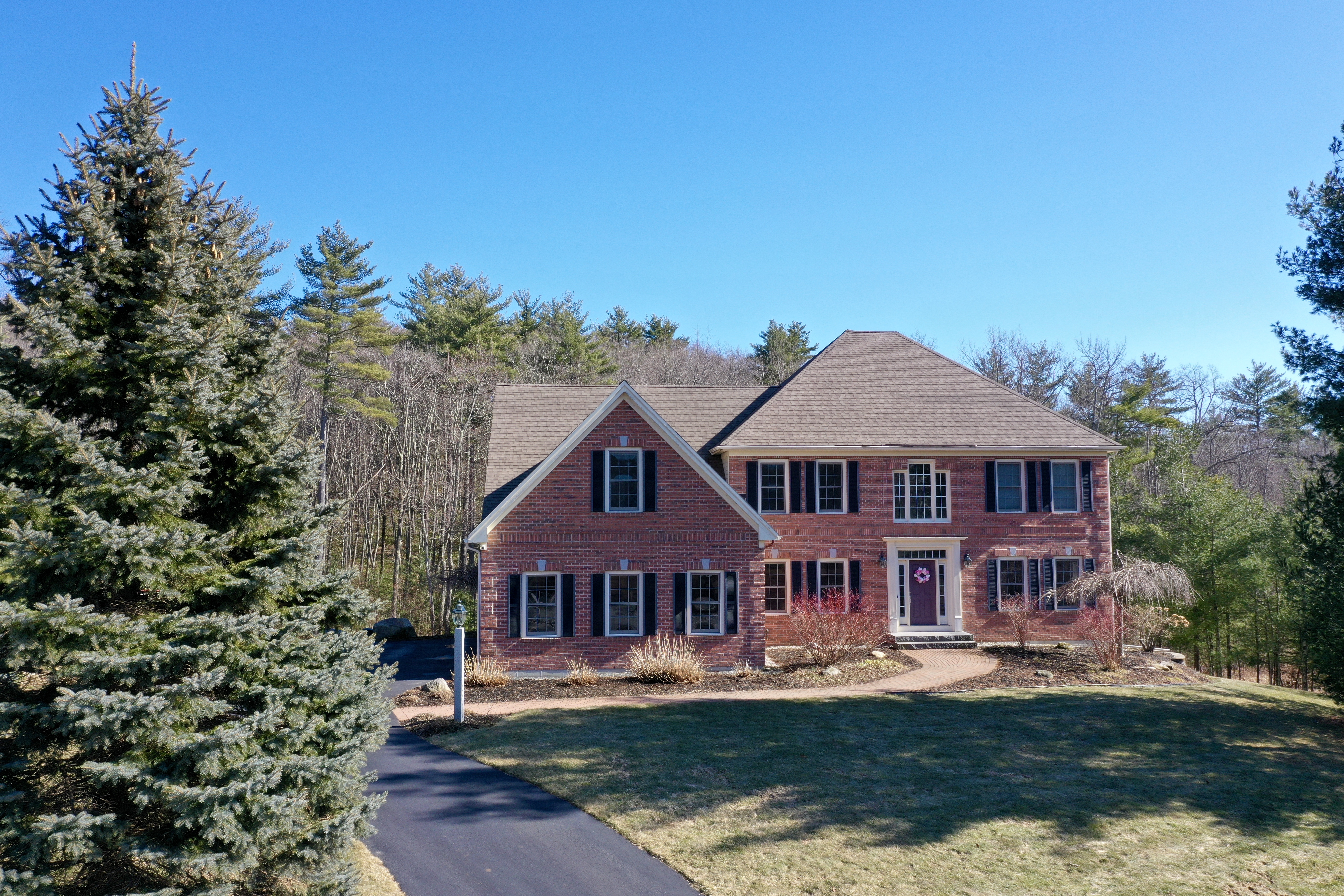 Coming Soon! 6 Connie Court, Bedford NH header image.
