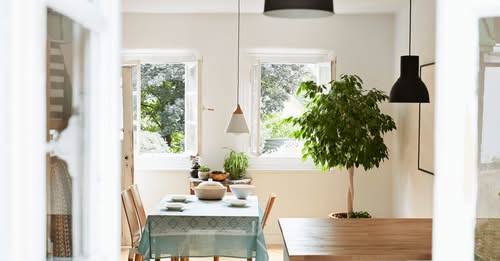 Thinking about an Adjustable-Rate Mortgage? Read This First. header image.