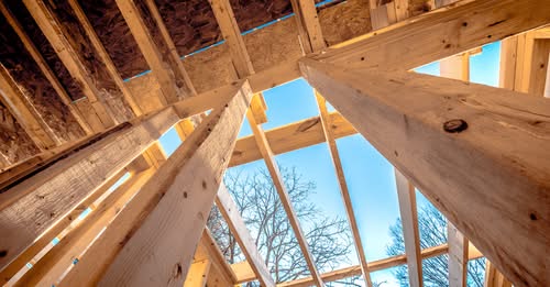 Move-Up Buyers Are Choosing New Construction header image.