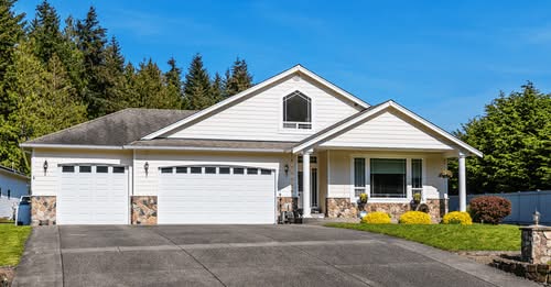 3 Reasons To Buy a Home This Summer header image.