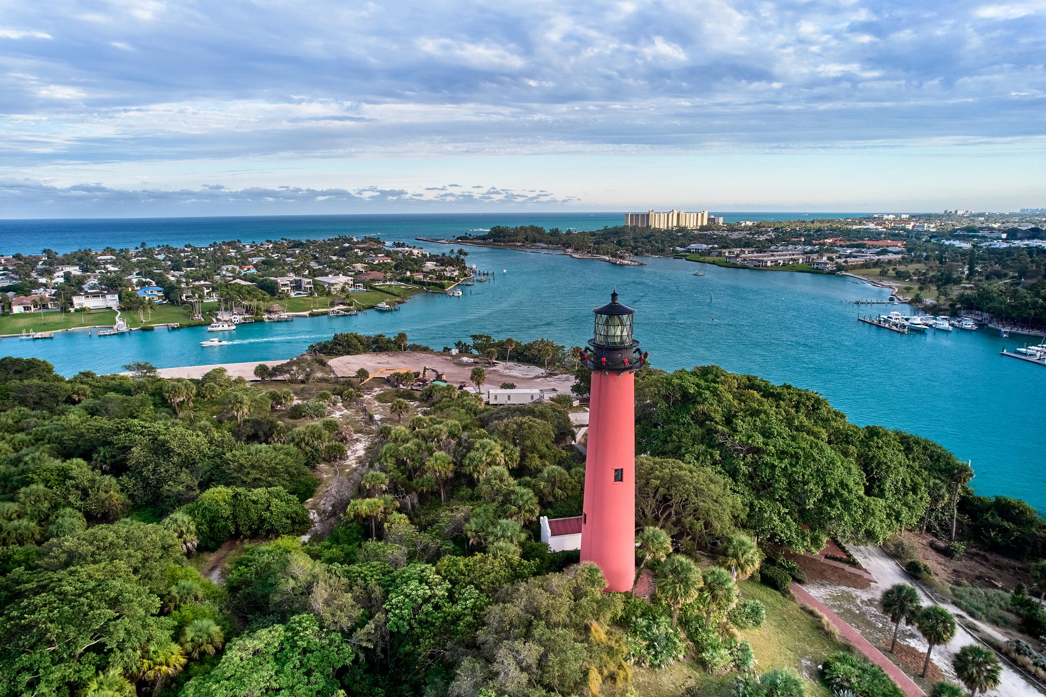 Aerial view of Jupiter Florida coastline with turquoise water and luxury homes