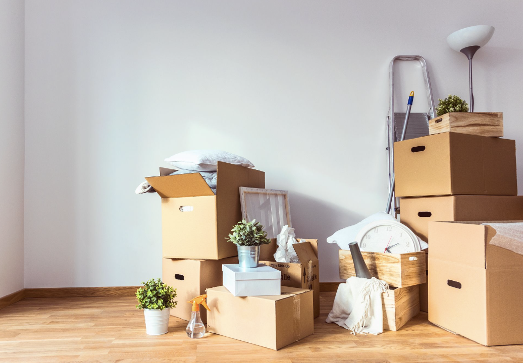 10 Secrets to a Stress-Free Relocation: Don't Move Without Reading This! header image.