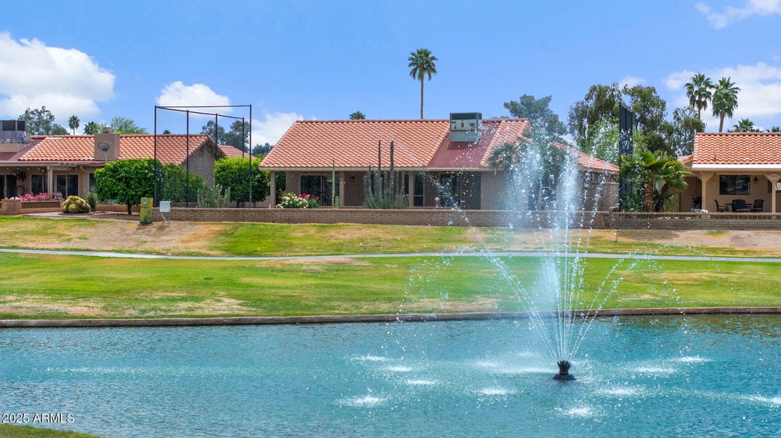 Downsizing to Leisure World Mesa AZ 55+ Community Amenities header image.